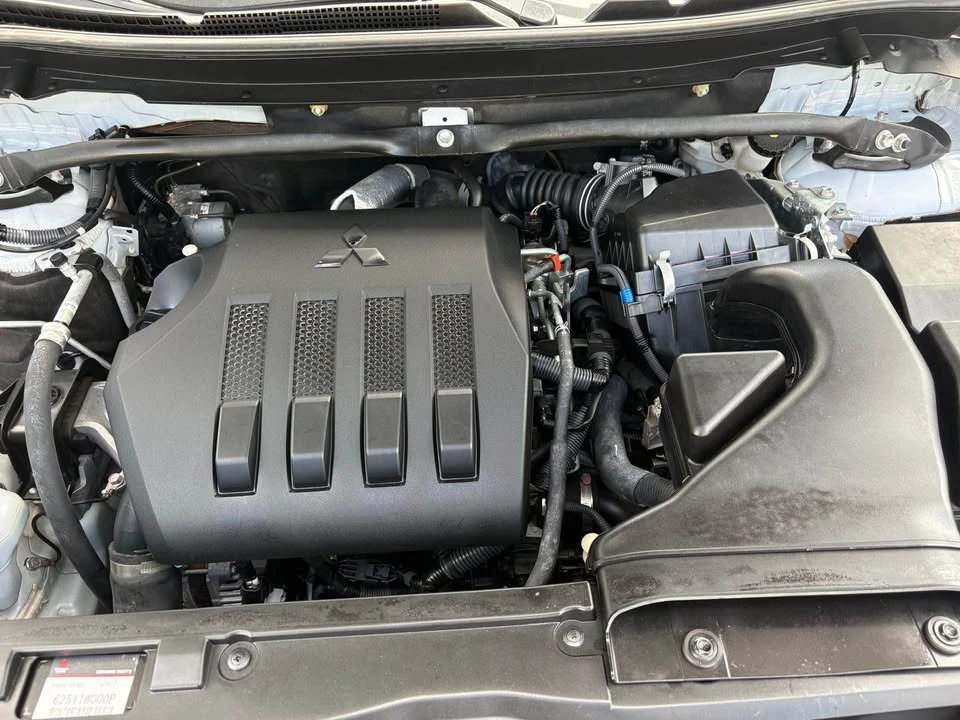 2022 Mitsubishi Eclipse Cross - Image 19 of 20
