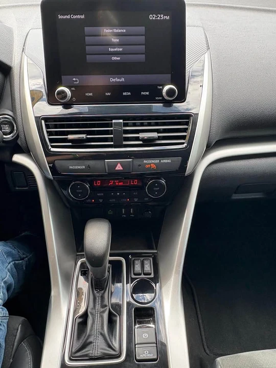 2022 Mitsubishi Eclipse Cross - Image 13 of 20
