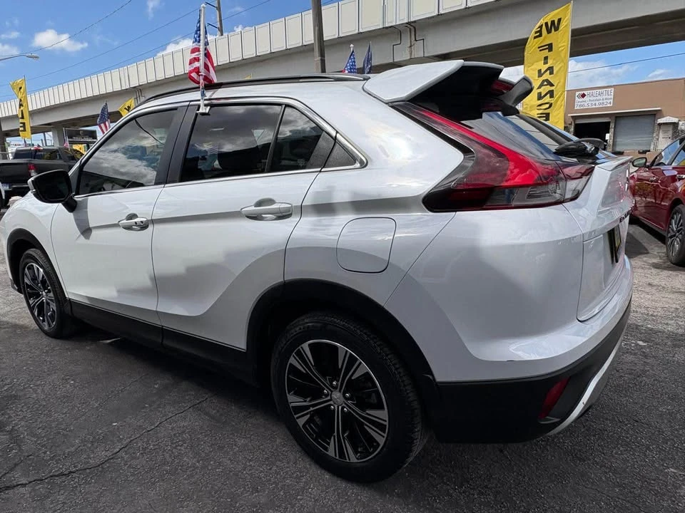 2022 Mitsubishi Eclipse Cross - Image 7 of 20