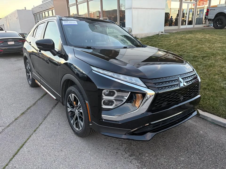 2022 Mitsubishi Eclipse Cross - Image 3 of 12