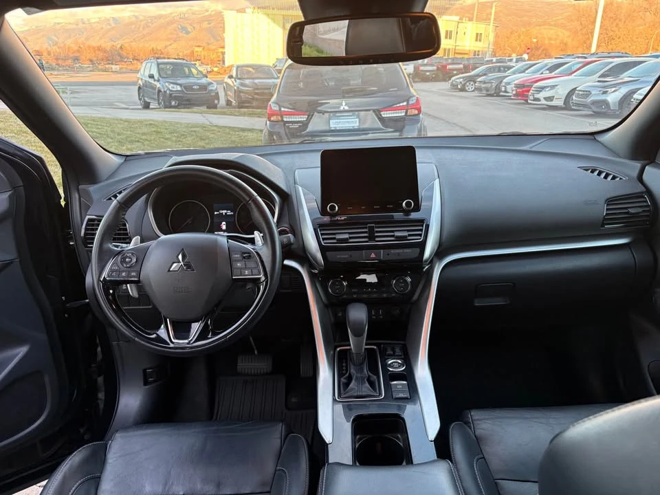 2022 Mitsubishi Eclipse Cross - Image 10 of 12