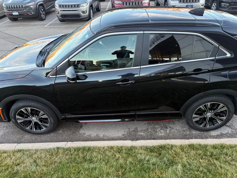 2022 Mitsubishi Eclipse Cross - Image 6 of 12
