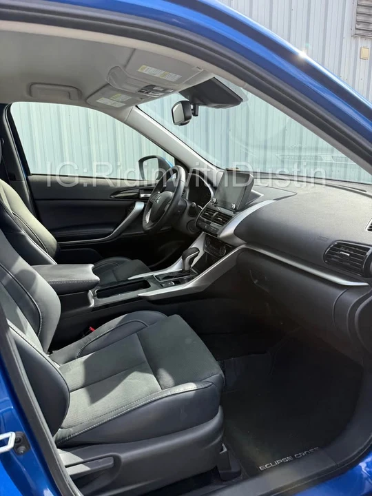 2022 Mitsubishi Eclipse Cross - Image 11 of 16