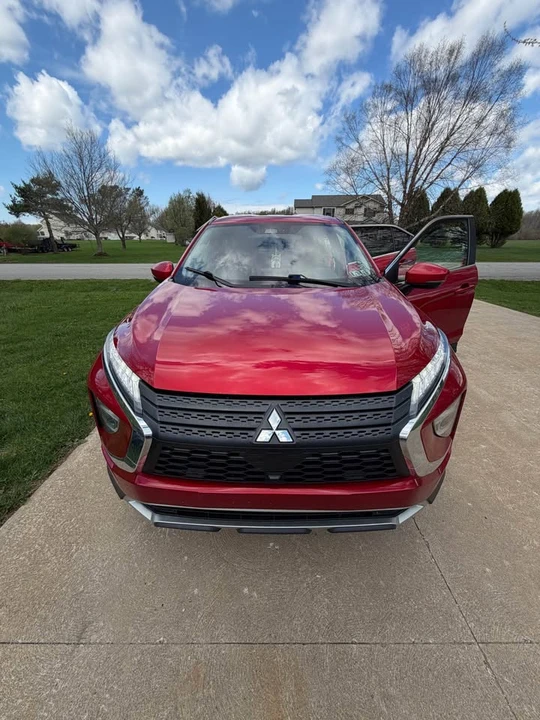 2022 Mitsubishi Eclipse Cross - Image 5 of 16