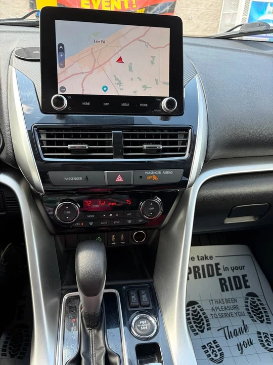2022 Mitsubishi Eclipse Cross - Image 3 of 16