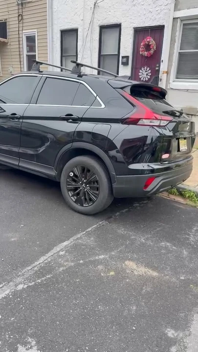 2022 Mitsubishi Eclipse Cross - Image 13 of 13