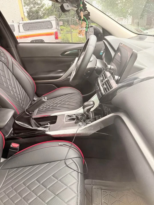 2022 Mitsubishi Eclipse Cross - Image 8 of 13