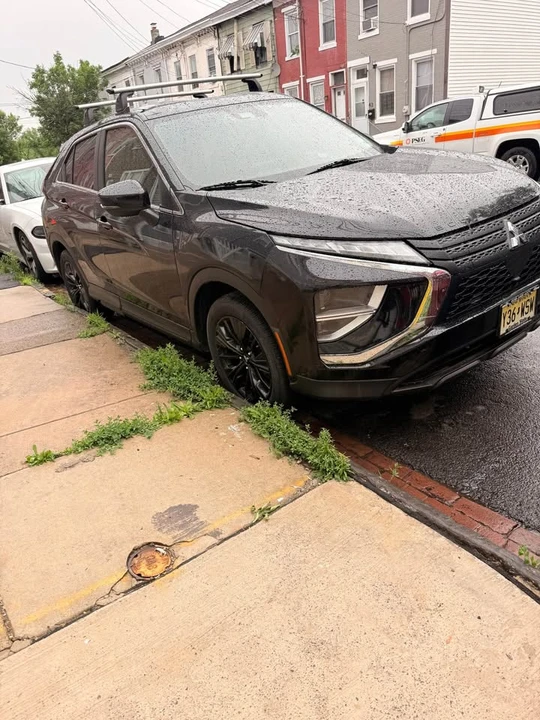2022 Mitsubishi Eclipse Cross - Image 9 of 13