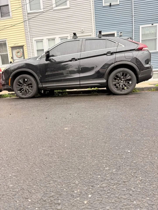 2022 Mitsubishi Eclipse Cross - Image 6 of 13