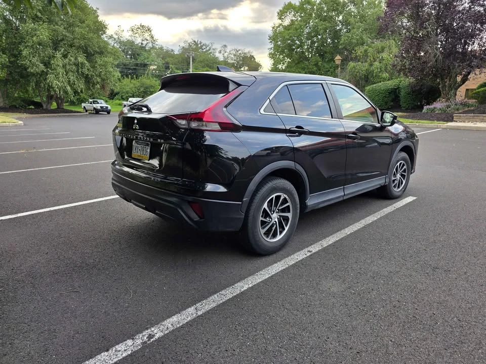 2022 Mitsubishi Eclipse Cross - Image 5 of 12