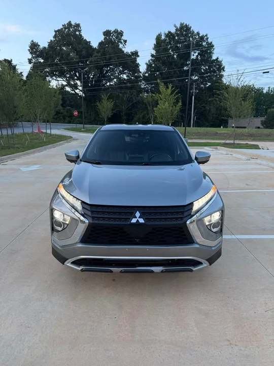 2022 Mitsubishi Eclipse Cross - Image 3 of 13