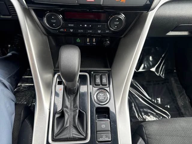 2022 Mitsubishi Eclipse Cross - Image 11 of 14