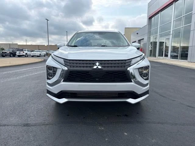 2022 Mitsubishi Eclipse Cross - Image 2 of 14