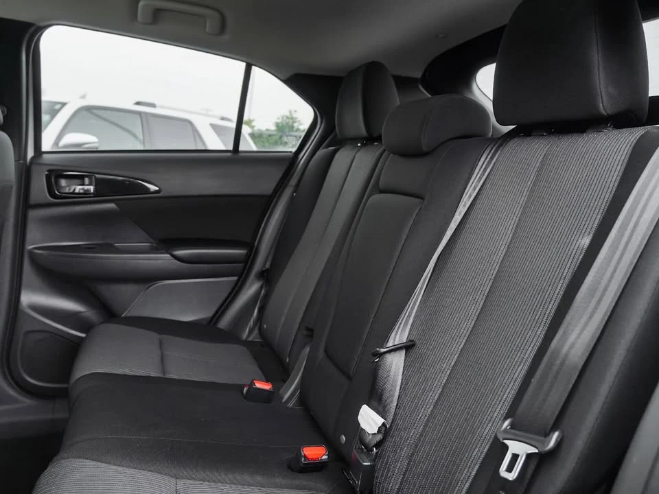 2022 Mitsubishi Eclipse Cross - Image 17 of 20