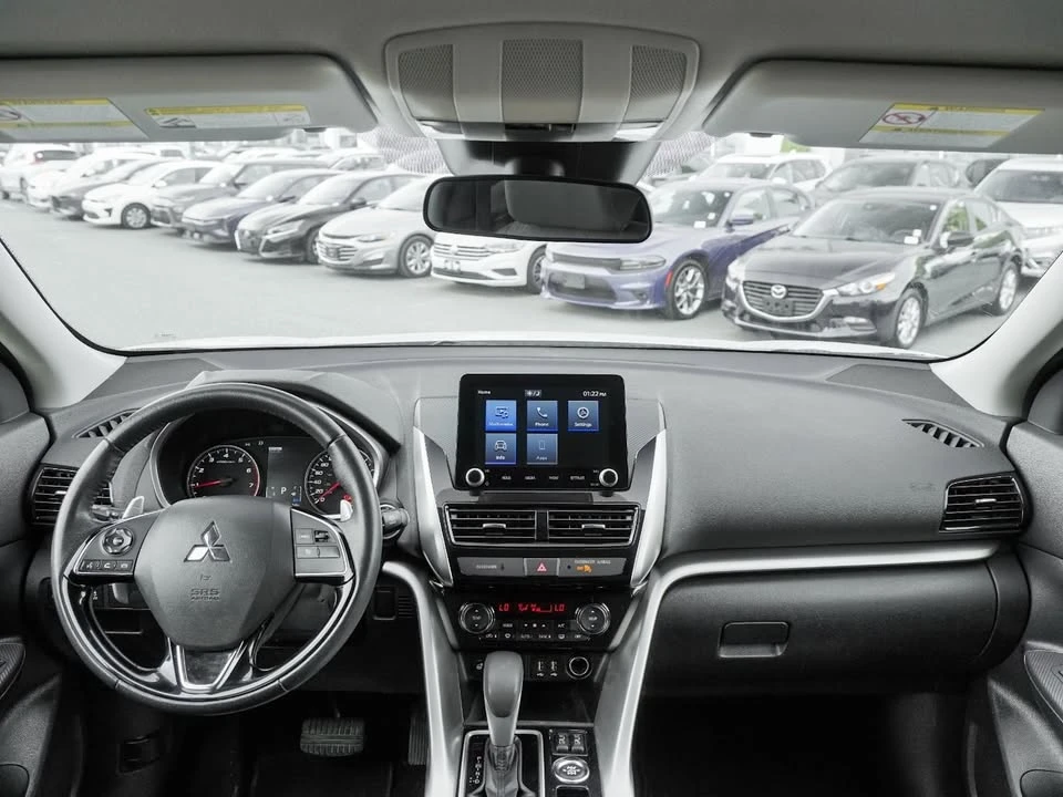 2022 Mitsubishi Eclipse Cross - Image 12 of 20
