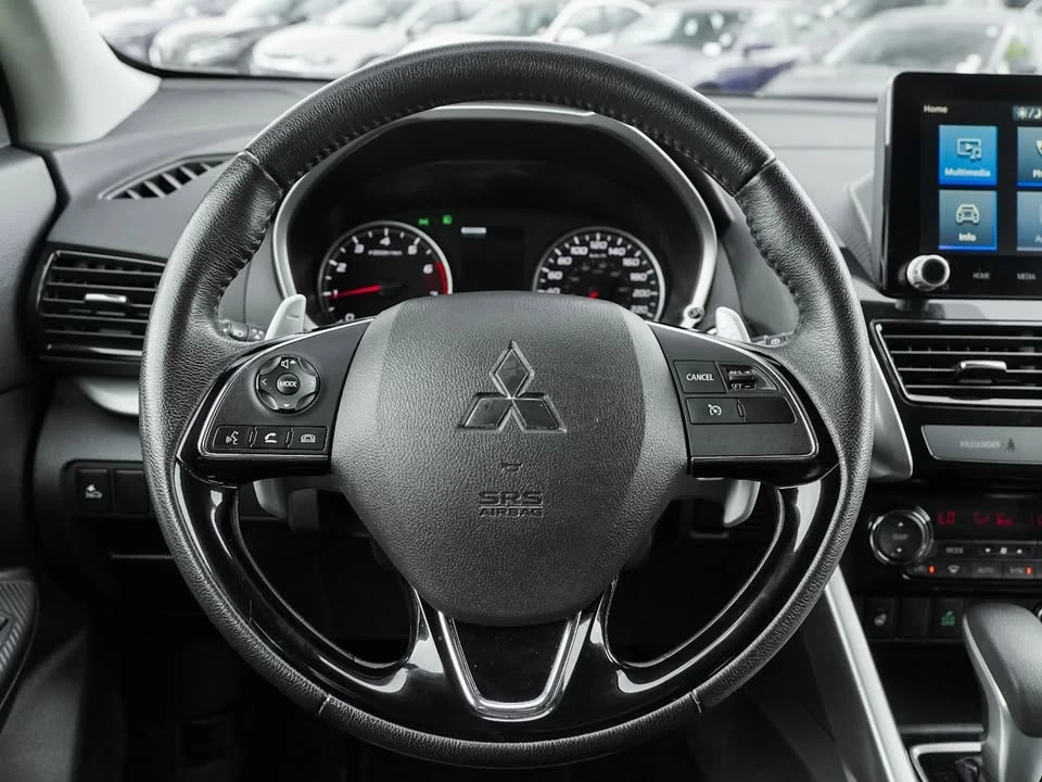 2022 Mitsubishi Eclipse Cross - Image 13 of 20