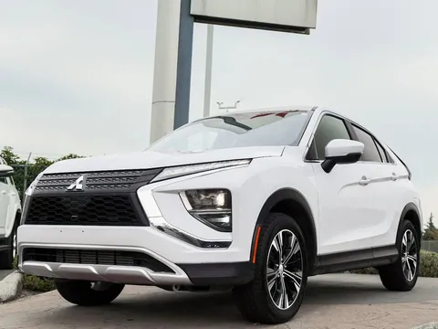 2022 Mitsubishi Eclipse Cross SE