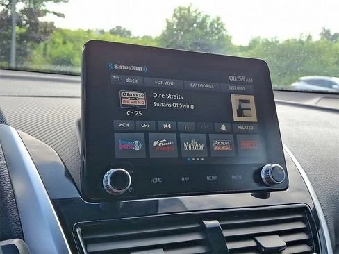 2022 Mitsubishi Eclipse Cross - Image 18 of 20