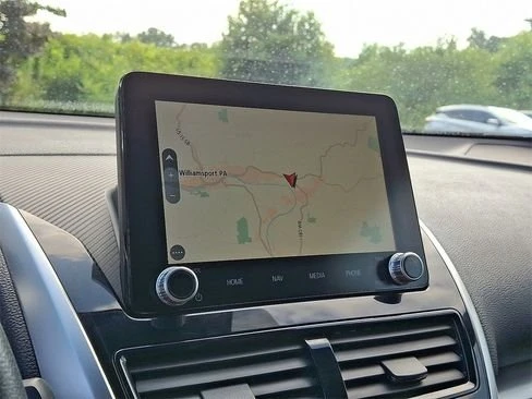 2022 Mitsubishi Eclipse Cross - Image 3 of 20