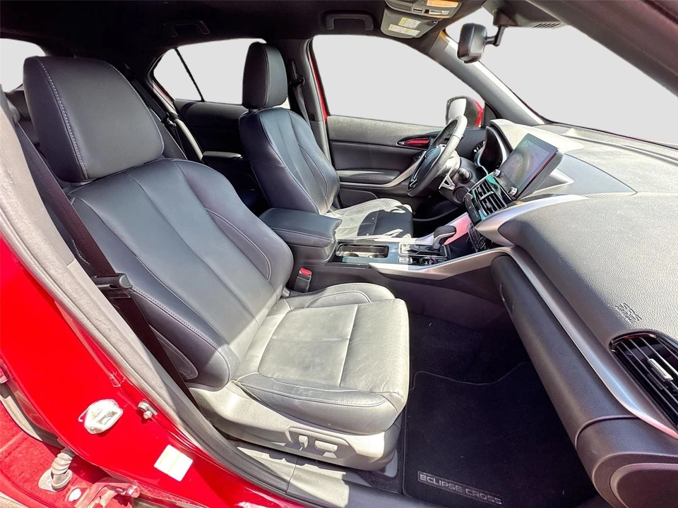 2022 Mitsubishi Eclipse Cross - Image 15 of 16