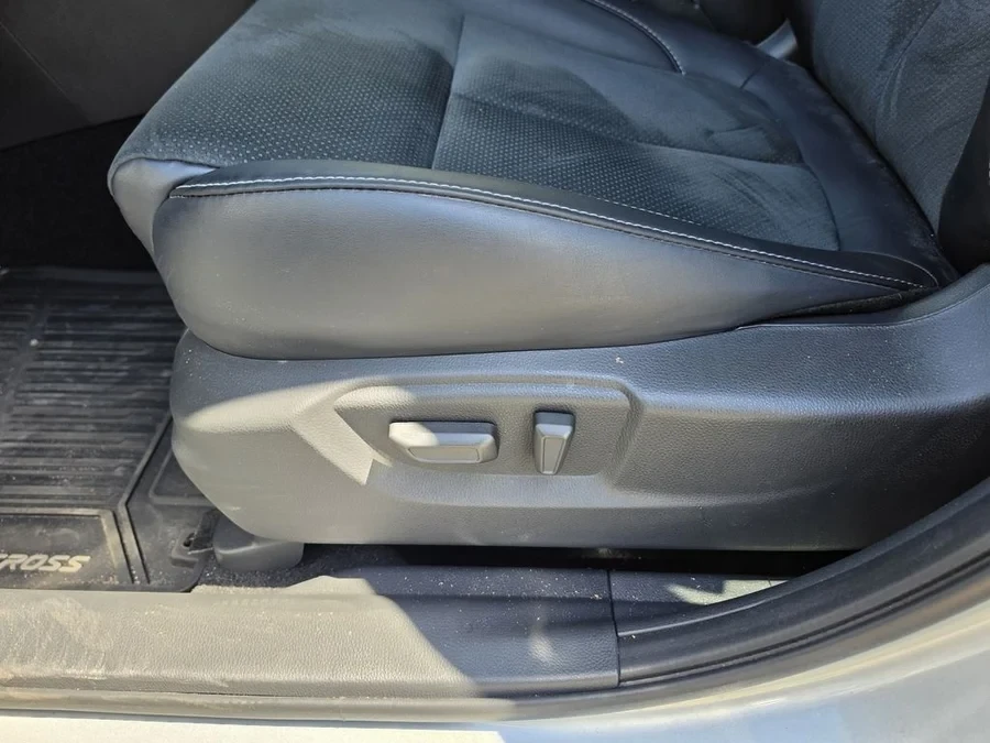 2022 Mitsubishi Eclipse Cross - Image 8 of 19