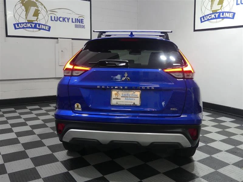 2022 Mitsubishi Eclipse Cross - Image 8 of 20