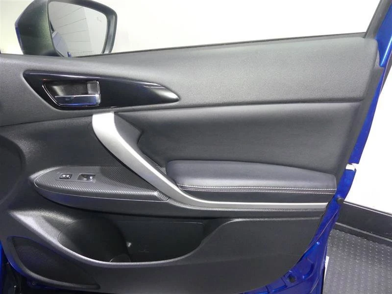2022 Mitsubishi Eclipse Cross - Image 19 of 20