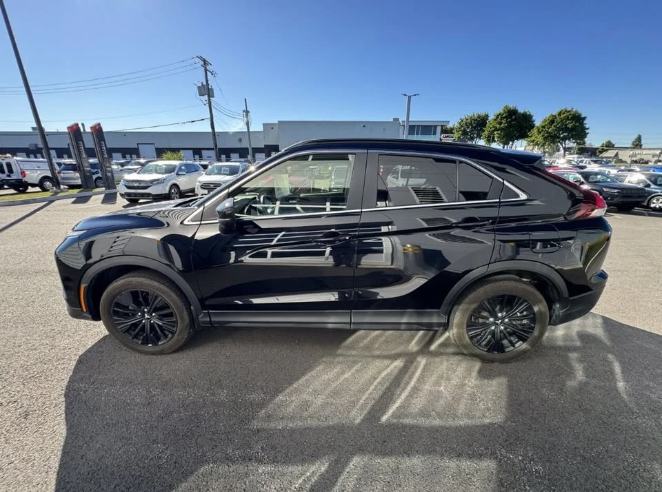 2022 Mitsubishi Eclipse Cross - Image 4 of 6