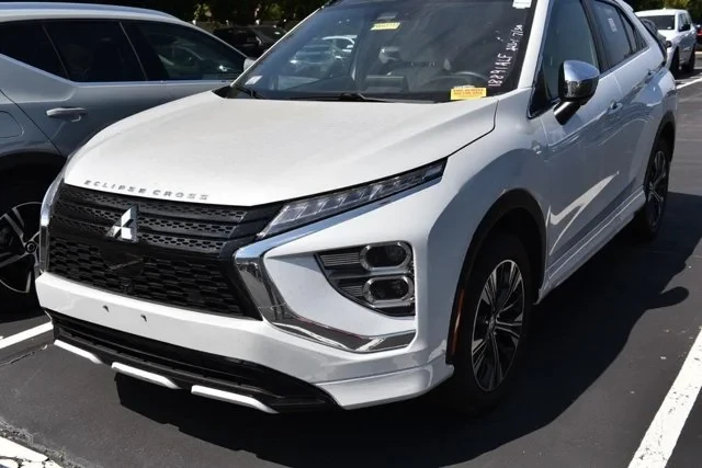 2022 Mitsubishi Eclipse Cross - Image 2 of 2