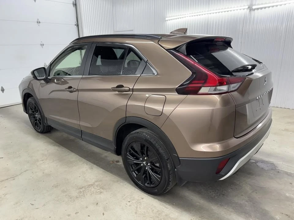 2022 Mitsubishi Eclipse Cross - Image 11 of 20