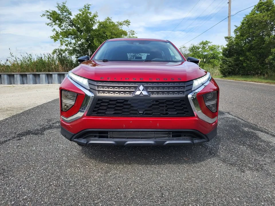 2022 Mitsubishi Eclipse Cross - Image 8 of 18