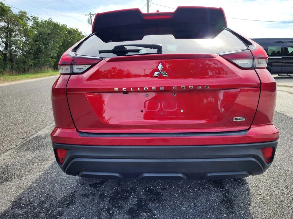 2022 Mitsubishi Eclipse Cross - Image 4 of 18