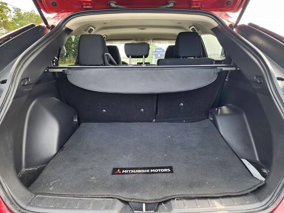 2022 Mitsubishi Eclipse Cross - Image 18 of 18