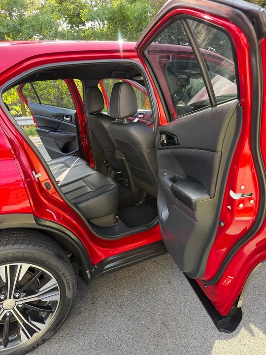 2022 Mitsubishi Eclipse Cross - Image 8 of 20