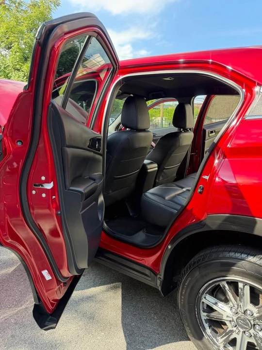 2022 Mitsubishi Eclipse Cross - Image 13 of 20