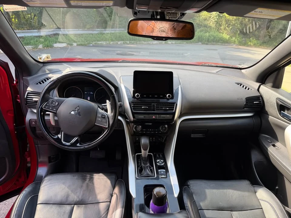 2022 Mitsubishi Eclipse Cross - Image 15 of 20