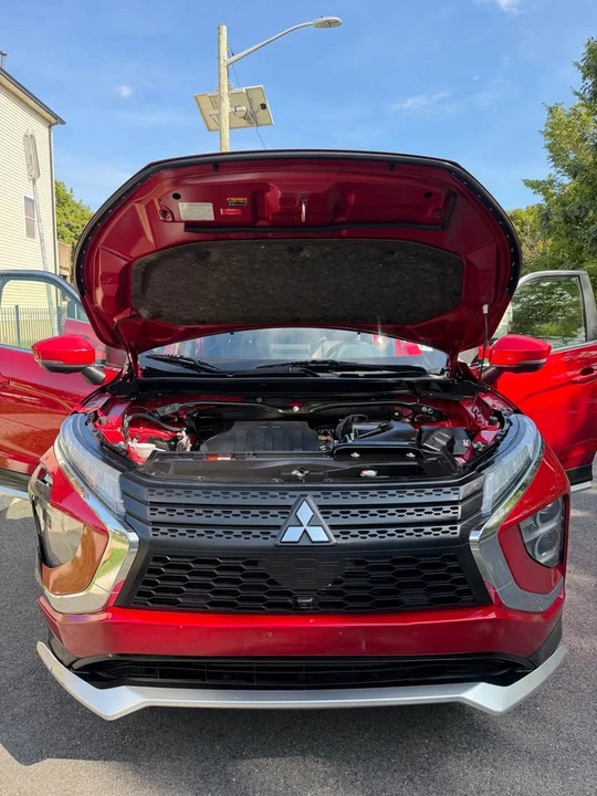 2022 Mitsubishi Eclipse Cross - Image 9 of 20