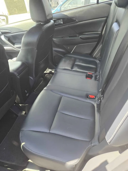 2022 Mitsubishi Eclipse Cross - Image 8 of 11