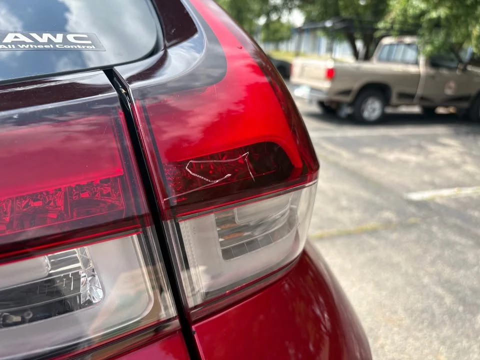 2022 Mitsubishi Eclipse Cross - Image 5 of 16