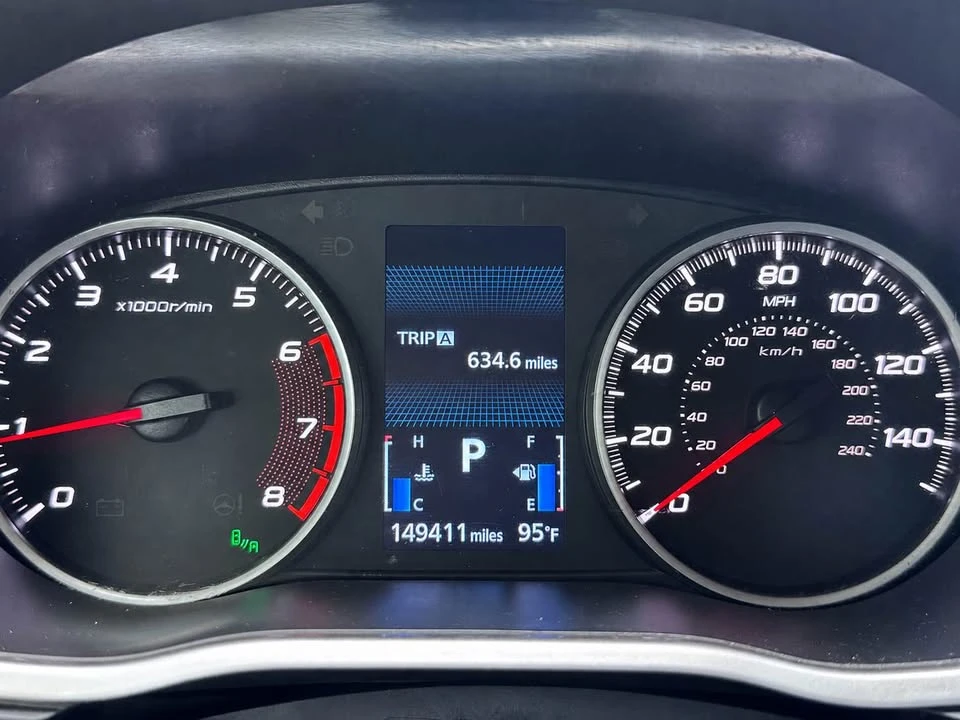 2022 Mitsubishi Eclipse Cross - Image 7 of 15