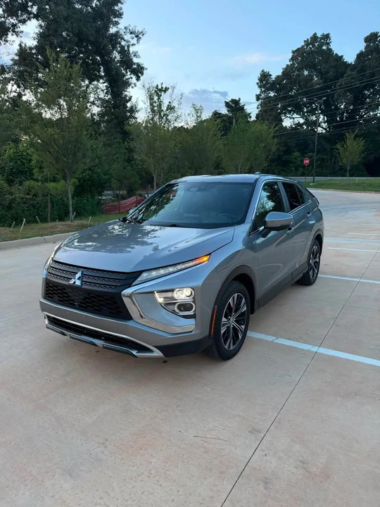 2022 Mitsubishi Eclipse Cross - Image 3 of 13