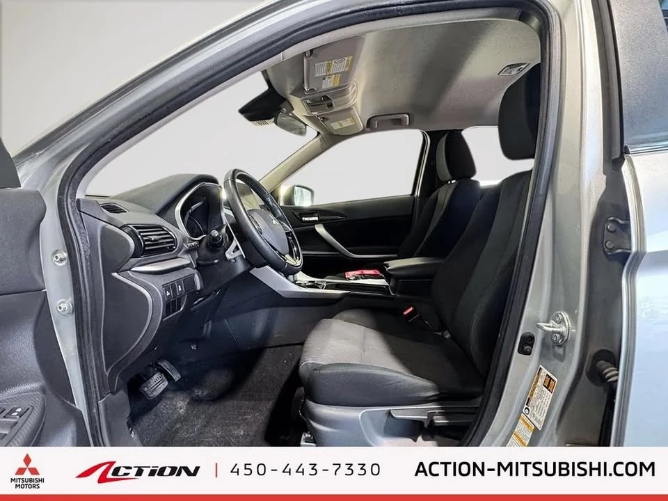 2022 Mitsubishi Eclipse Cross - Image 11 of 20