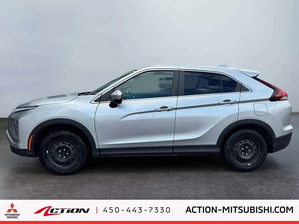 2022 Mitsubishi Eclipse Cross - Image 2 of 20