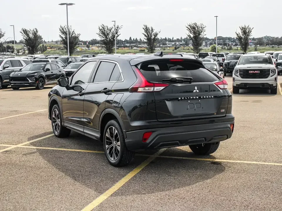 2022 Mitsubishi Eclipse Cross - Image 6 of 8