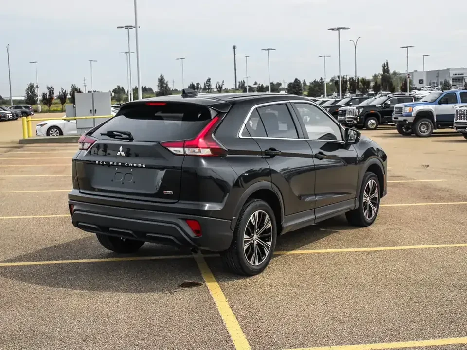 2022 Mitsubishi Eclipse Cross - Image 7 of 8