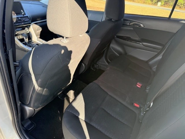 2022 Mitsubishi Eclipse Cross - Image 9 of 19