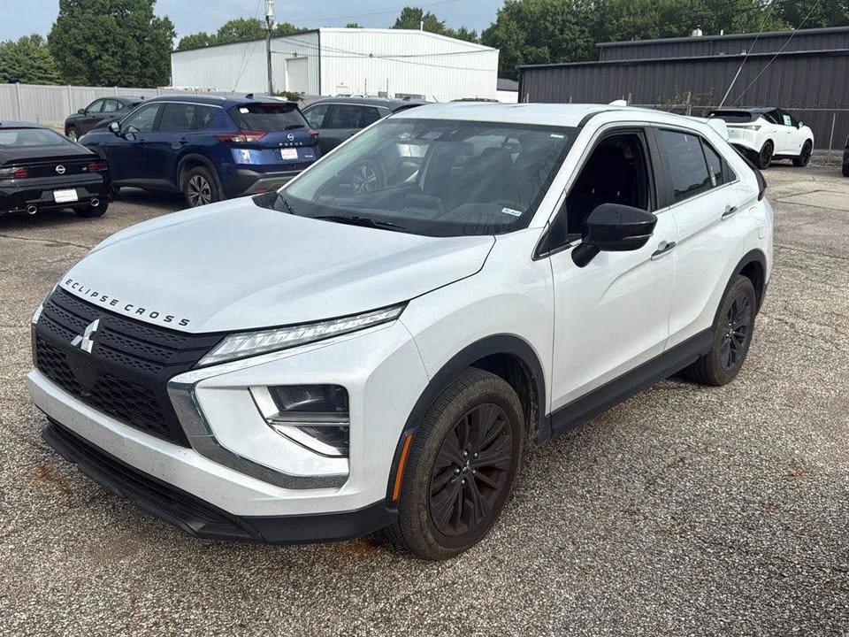 2022 Mitsubishi Eclipse Cross - Image 2 of 5