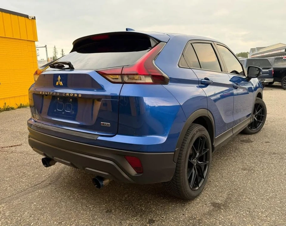 2022 Mitsubishi Eclipse Cross - Image 5 of 15