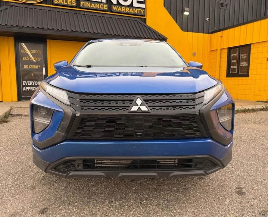 2022 Mitsubishi Eclipse Cross - Image 8 of 15