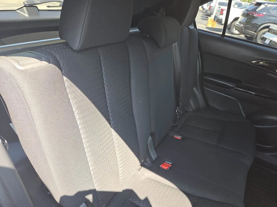 2022 Mitsubishi Eclipse Cross - Image 4 of 10